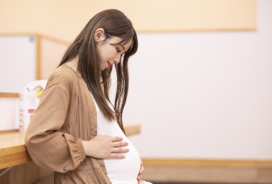 妊娠中に歯の治療はできる？胎児への影響や避けほうがよい治療についても解説