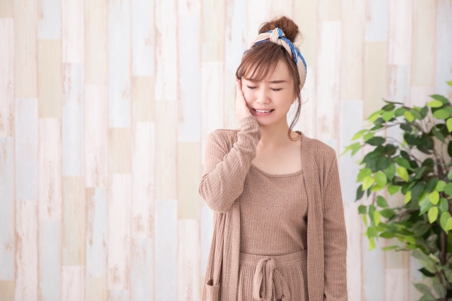 むし歯になりやすい人の特徴は？なりやすい人が気を付けるべきことを解説