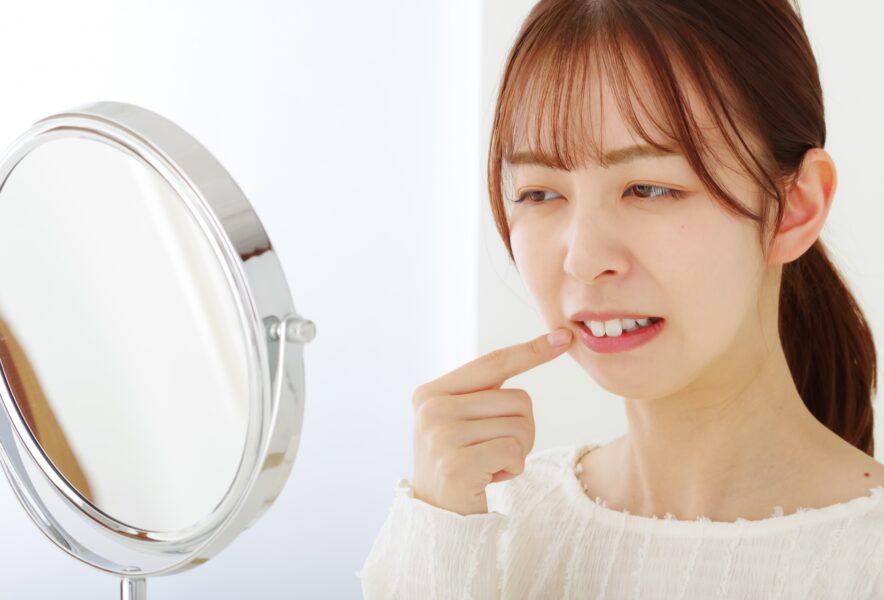 入れ歯に慣れる方法とコツを紹介｜慣れるまでの期間や注意点も解説