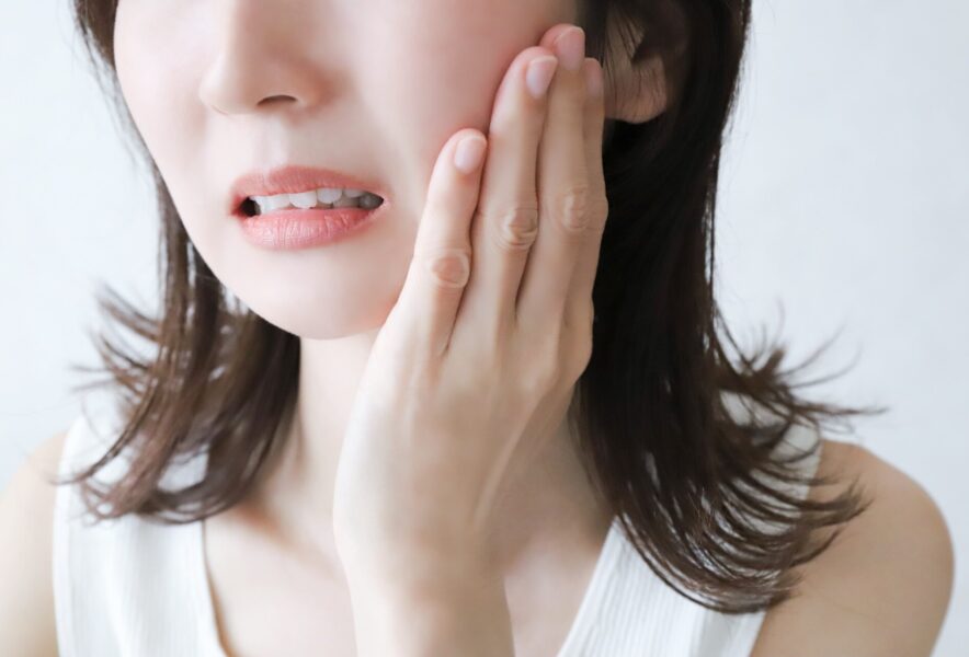酸蝕症（さんしょくしょう）はどのように治療する？診断方法や治療にかかる費用、予防法も解説